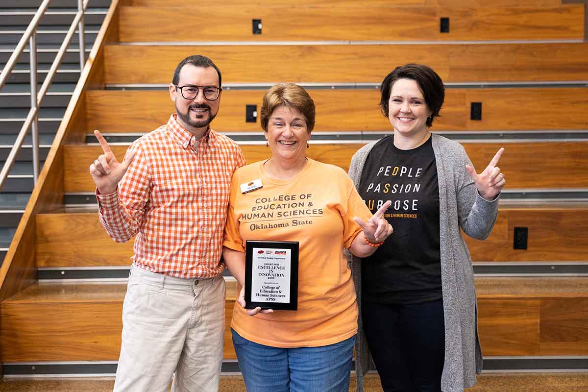 2022-chd-innovation-excellence.jpg Staff members receiving award.